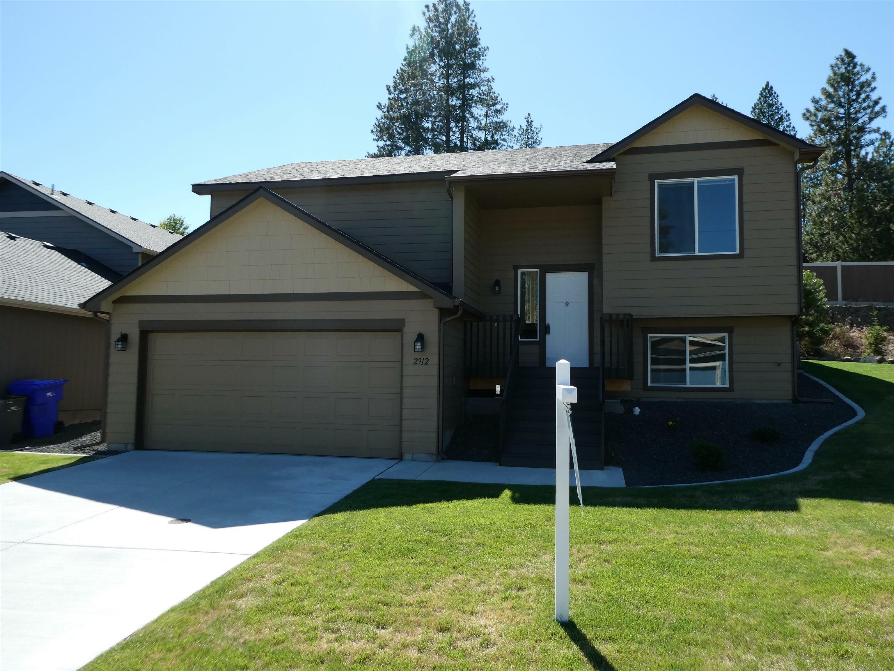 Property Photo:  2912 S Custer Ln  WA 99223 