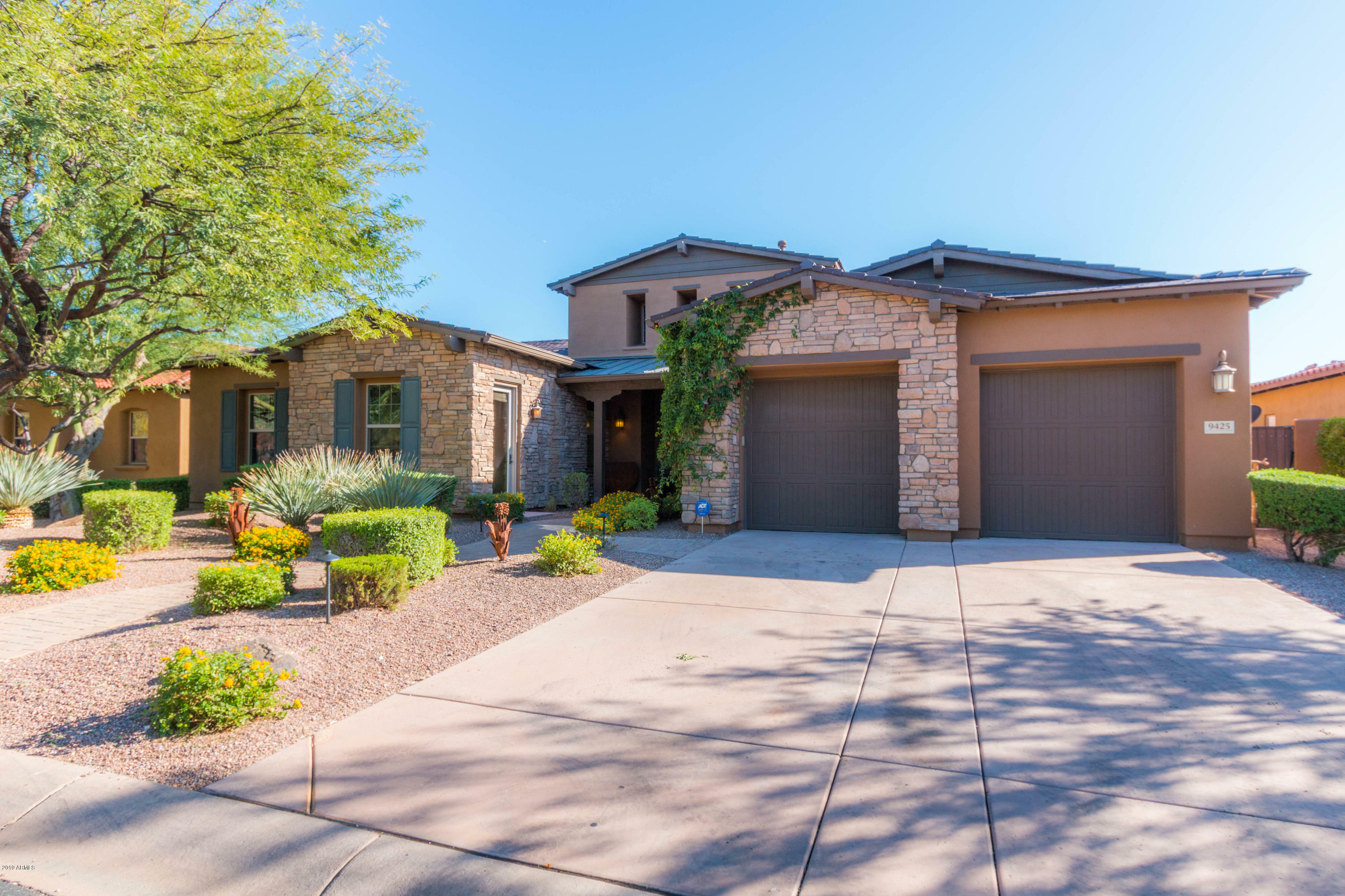 Property Photo: 9425 E Desert Village Drive AZ 85255