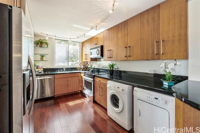 Property Photo:  1710 Punahou Street 503  HI 96822 