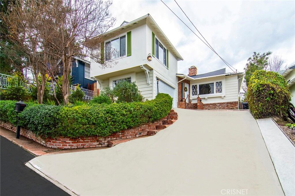 Property Photo: 22434 Venido Road CA 91364