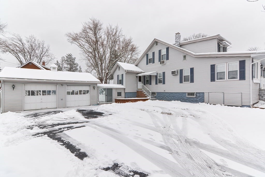 Property Photo:  6 Tilton Street  MA 01844 