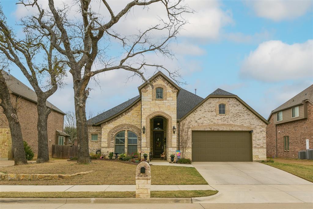 Property Photo: 6915 Costa Del Sol Court TX 76001