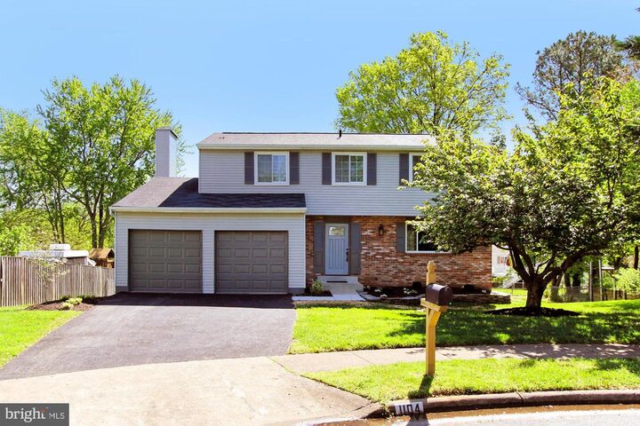 1104 Clarke Street  Herndon VA 20170 photo