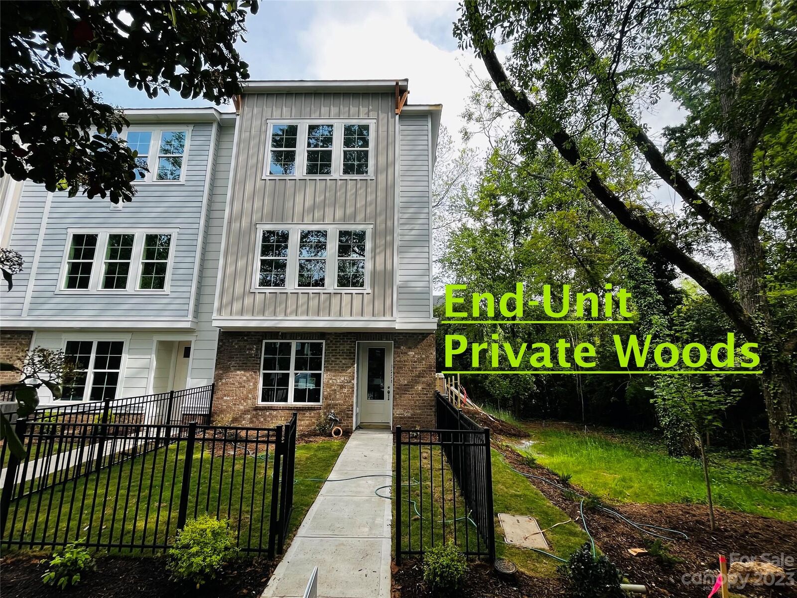 Property Photo:  1228 Craig View Way  NC 28211 