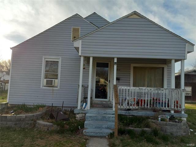 Property Photo:  307 North 3rd Street  MO 63740 