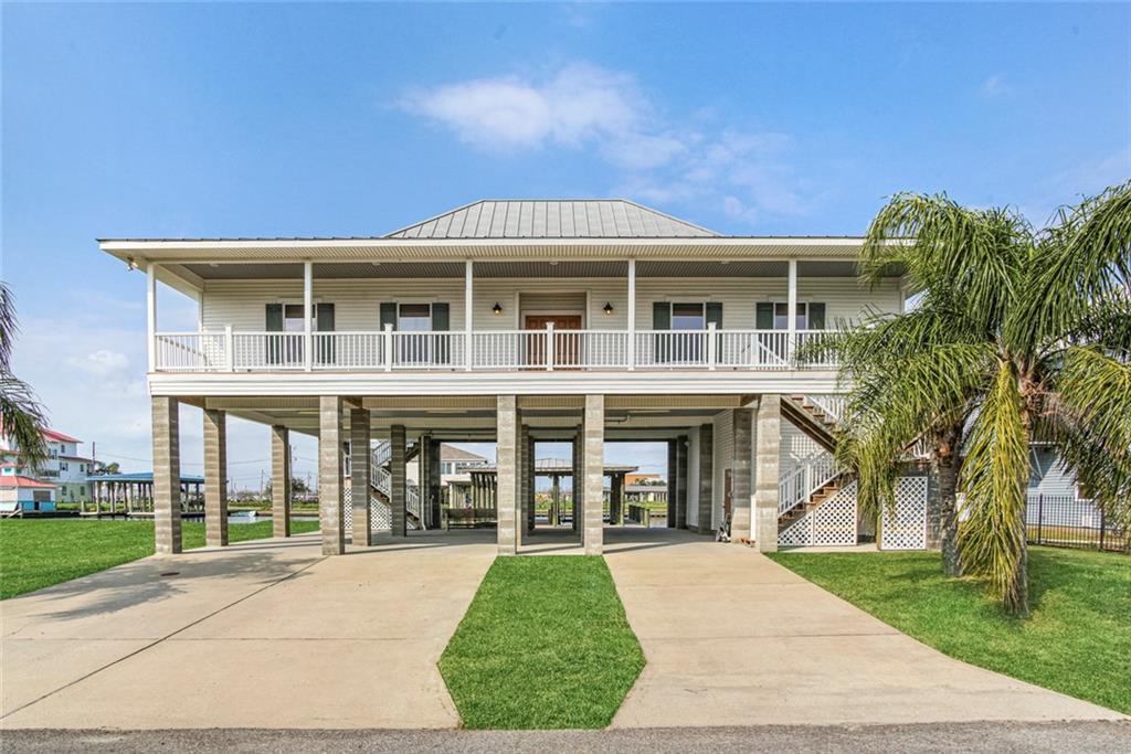 Property Photo:  112 St. Rosalie Lane  LA 70083 