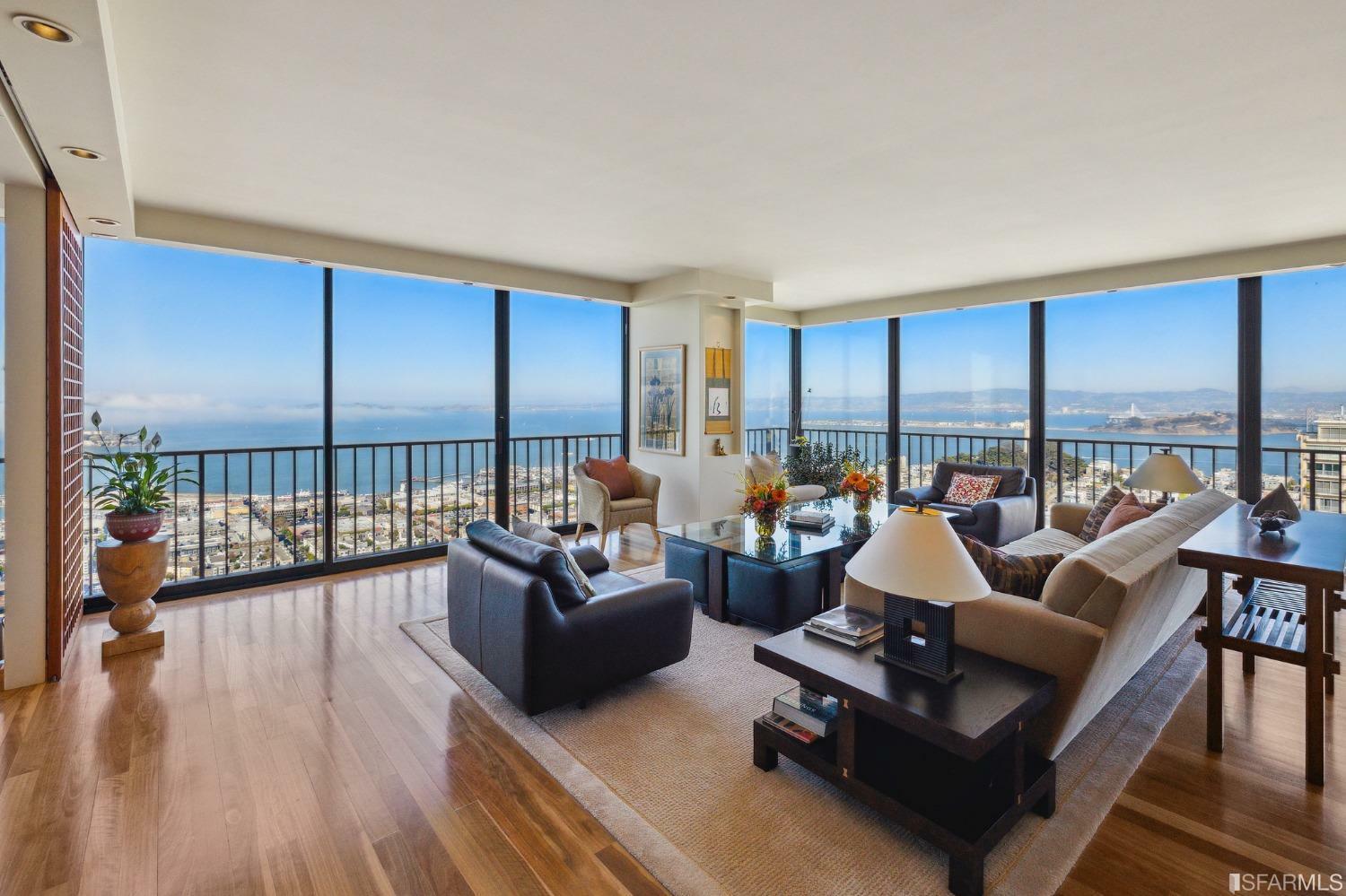 Property Photo: 999 Green Street 2905 CA 94133