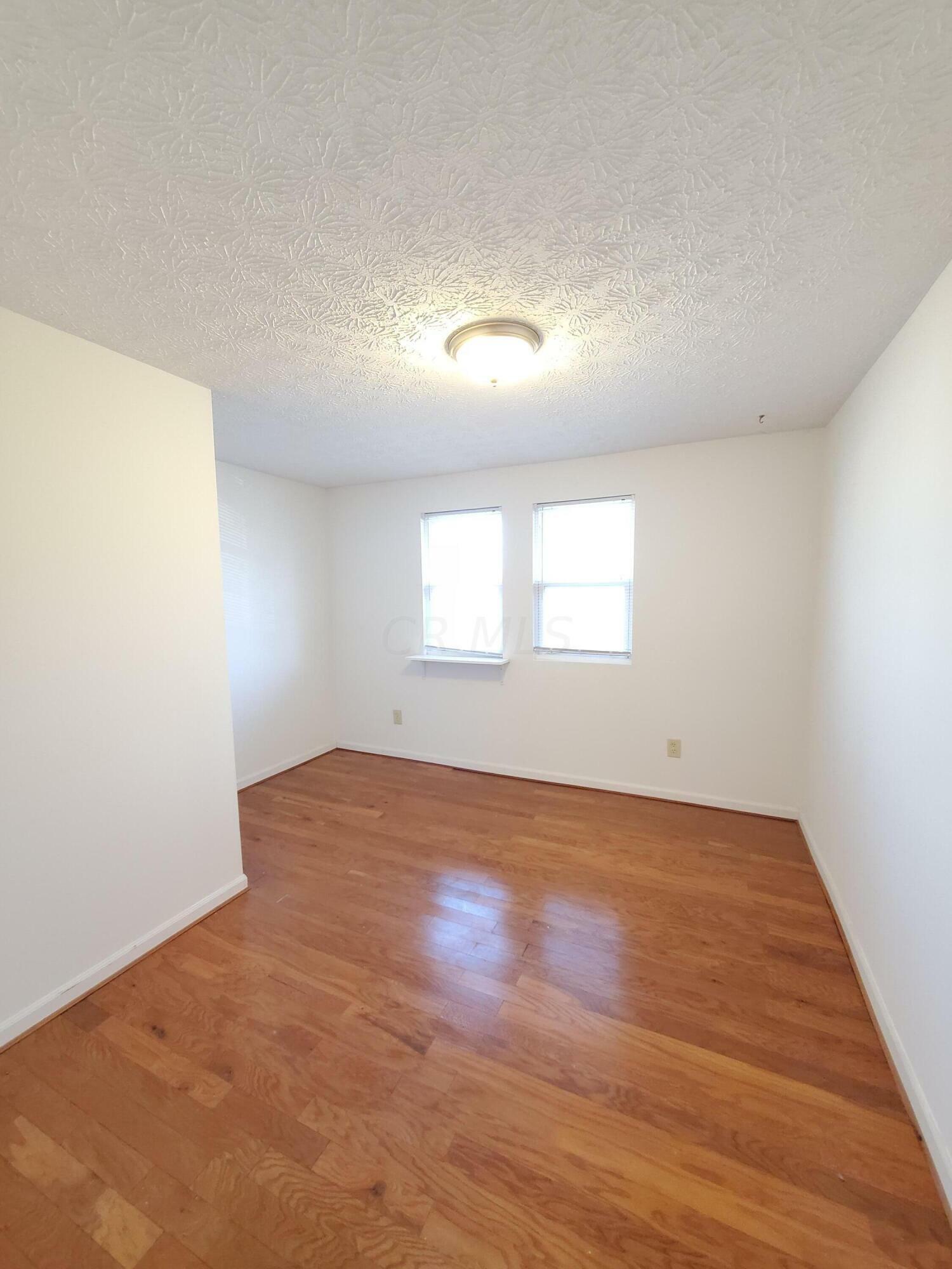 Property Photo:  685 S Ogden Avenue  OH 43204 