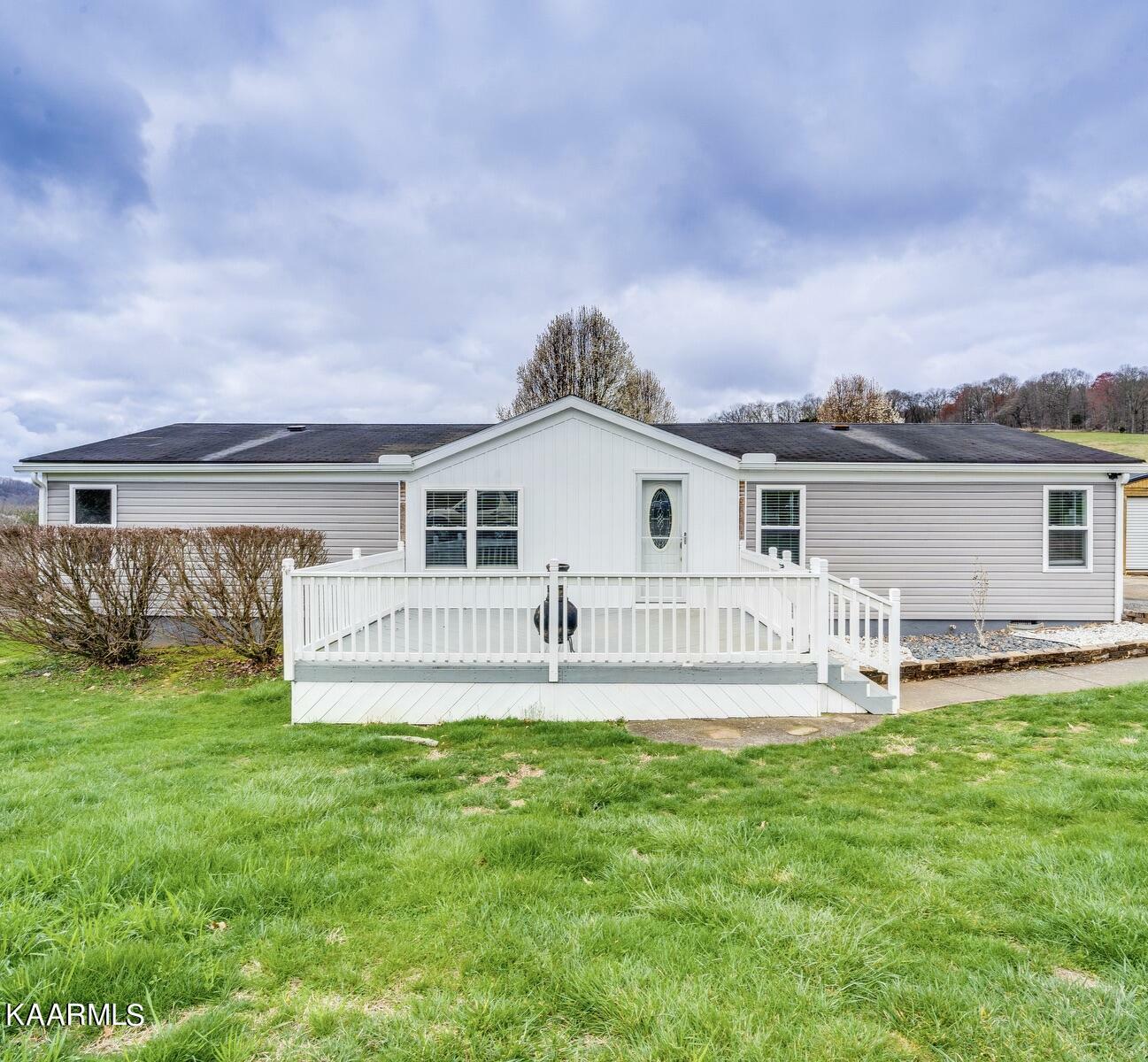 430 Highland Meadows Drive  Blountville TN 37617 photo