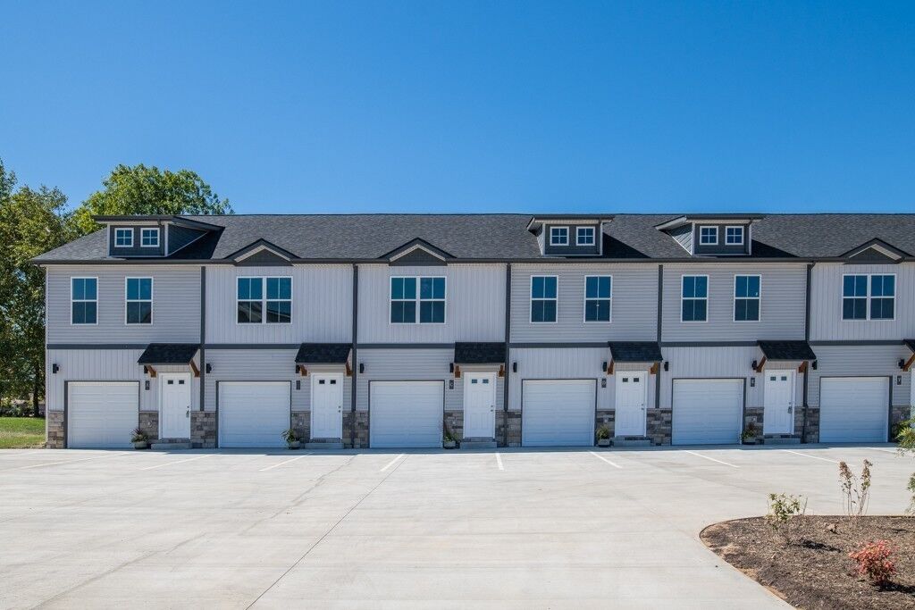 Property Photo: 204 Drayton Drive Lot G TN 37042