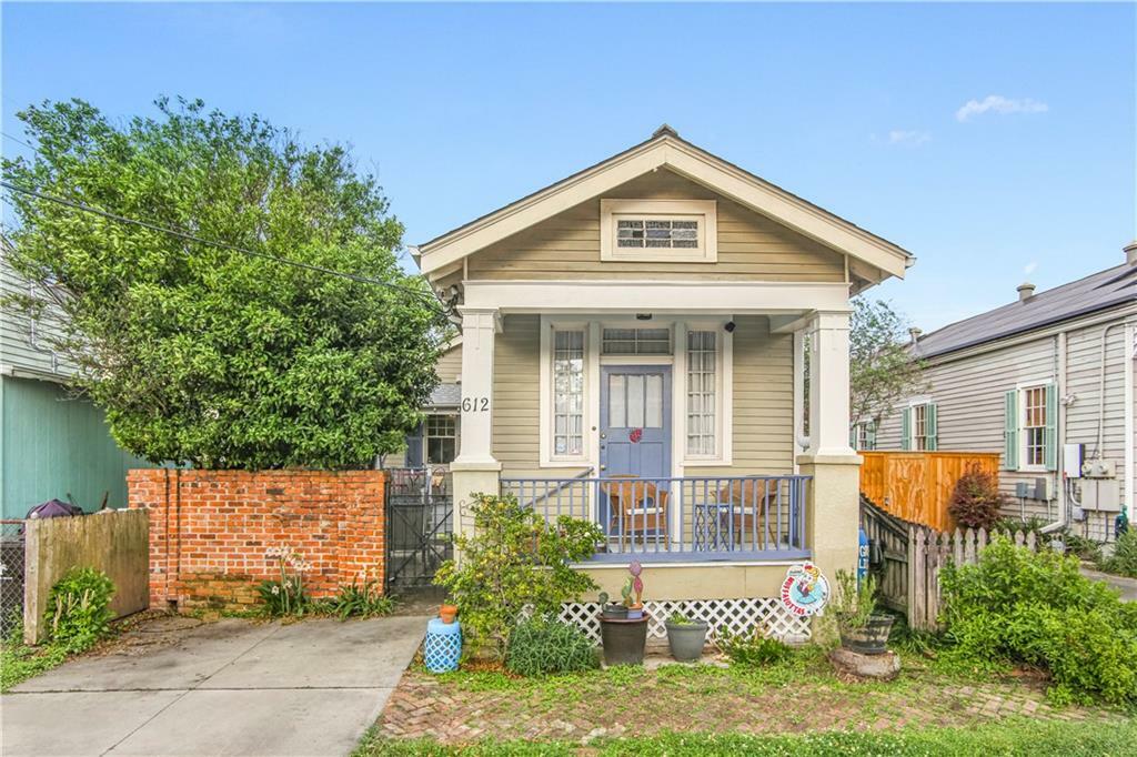 612 Robert Street  New Orleans LA 70115 photo