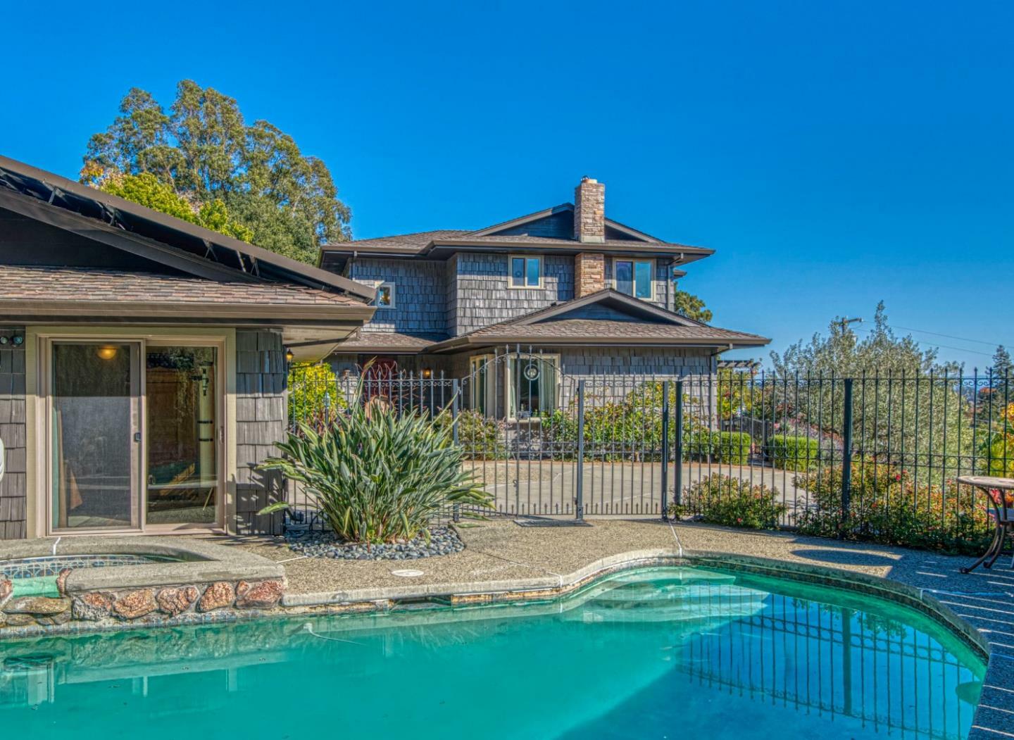 Property Photo: 105 Sunnyslopes Court CA 95060