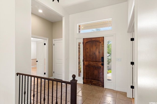 Property Photo: 1519 E 4750 S UT 84403