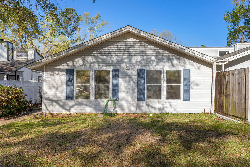 Property Photo:  20 Milano Street  SC 29410 