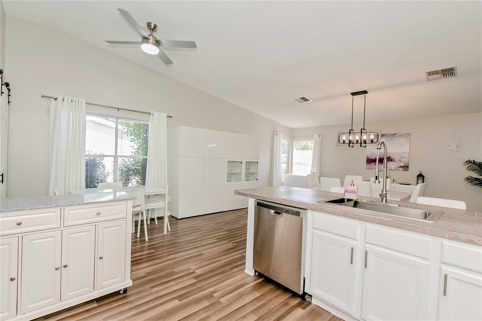 Property Photo:  25720 Oak Alley  FL 34748 