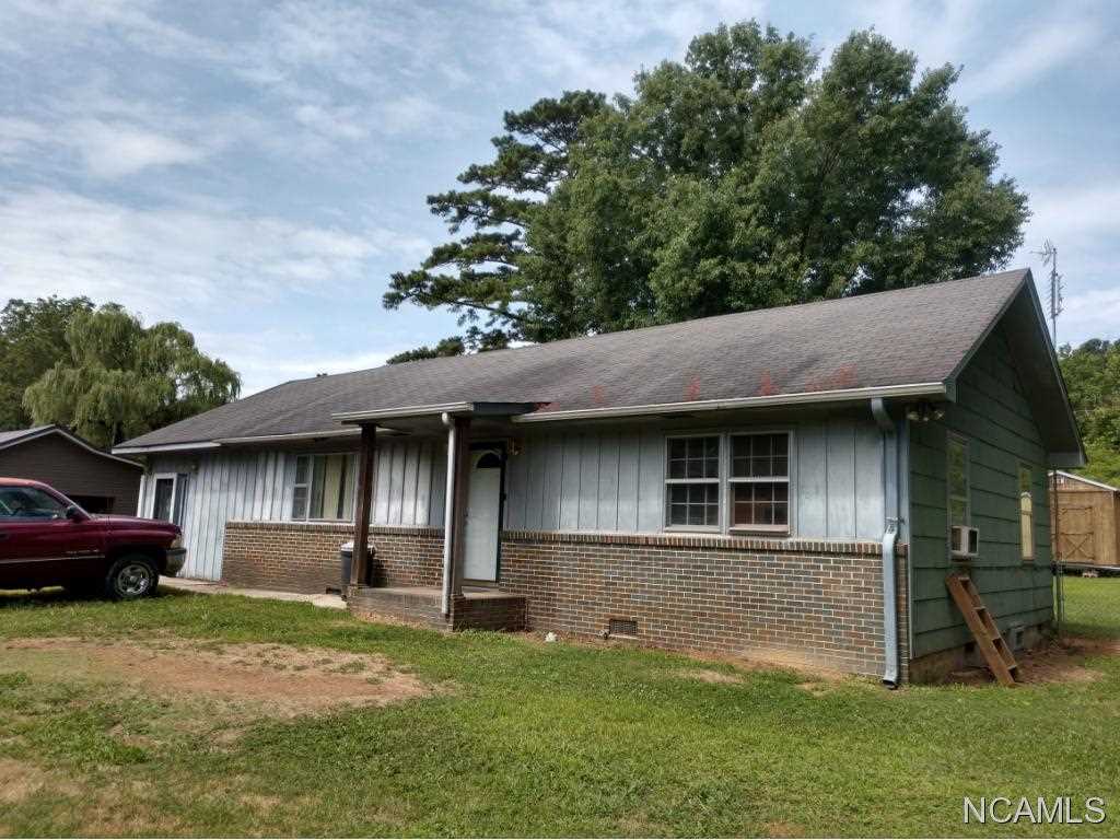 Property Photo: 209 Piney Point Dr NW AL 35055 - CULLMAN