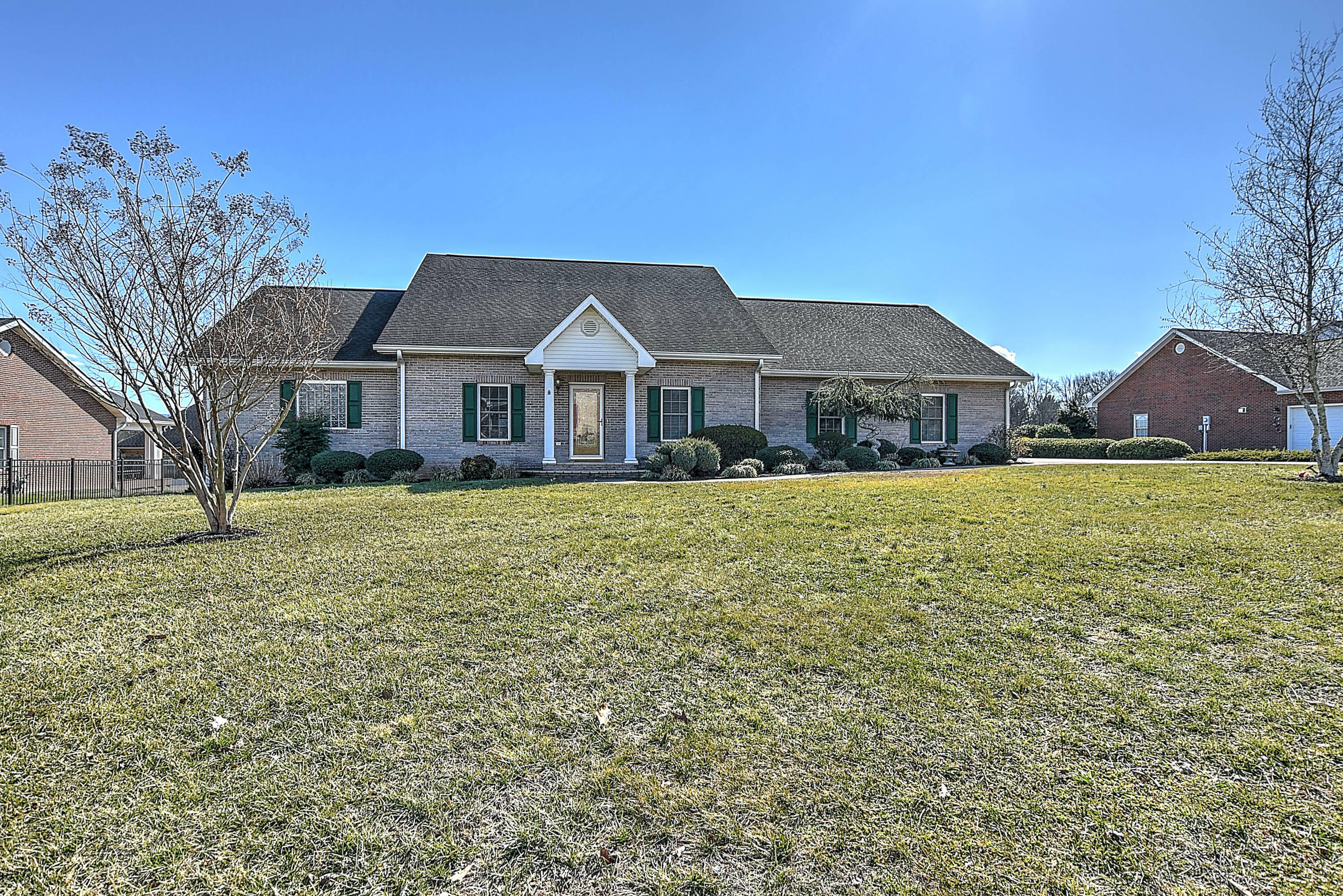 Property Photo:  37 West Ridgefield Court  TN 37745 