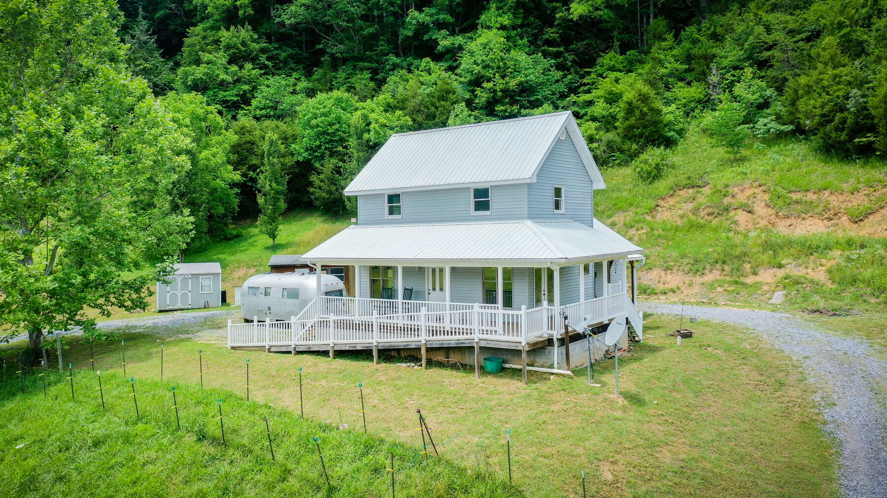 Property Photo:  2961 Beech Creek Road  TN 37857 