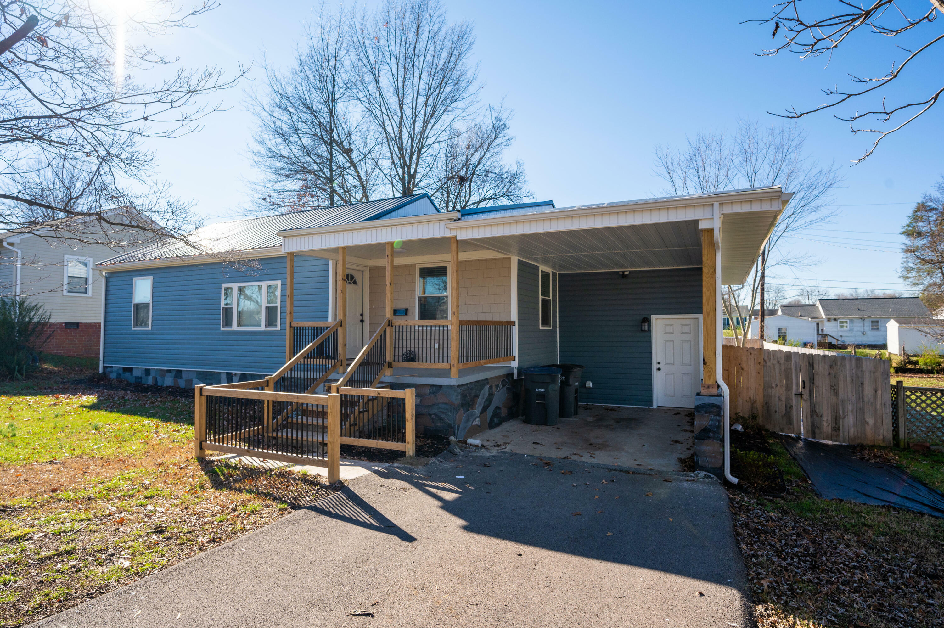 Property Photo:  1557 Greenfield Avenue  TN 37664 