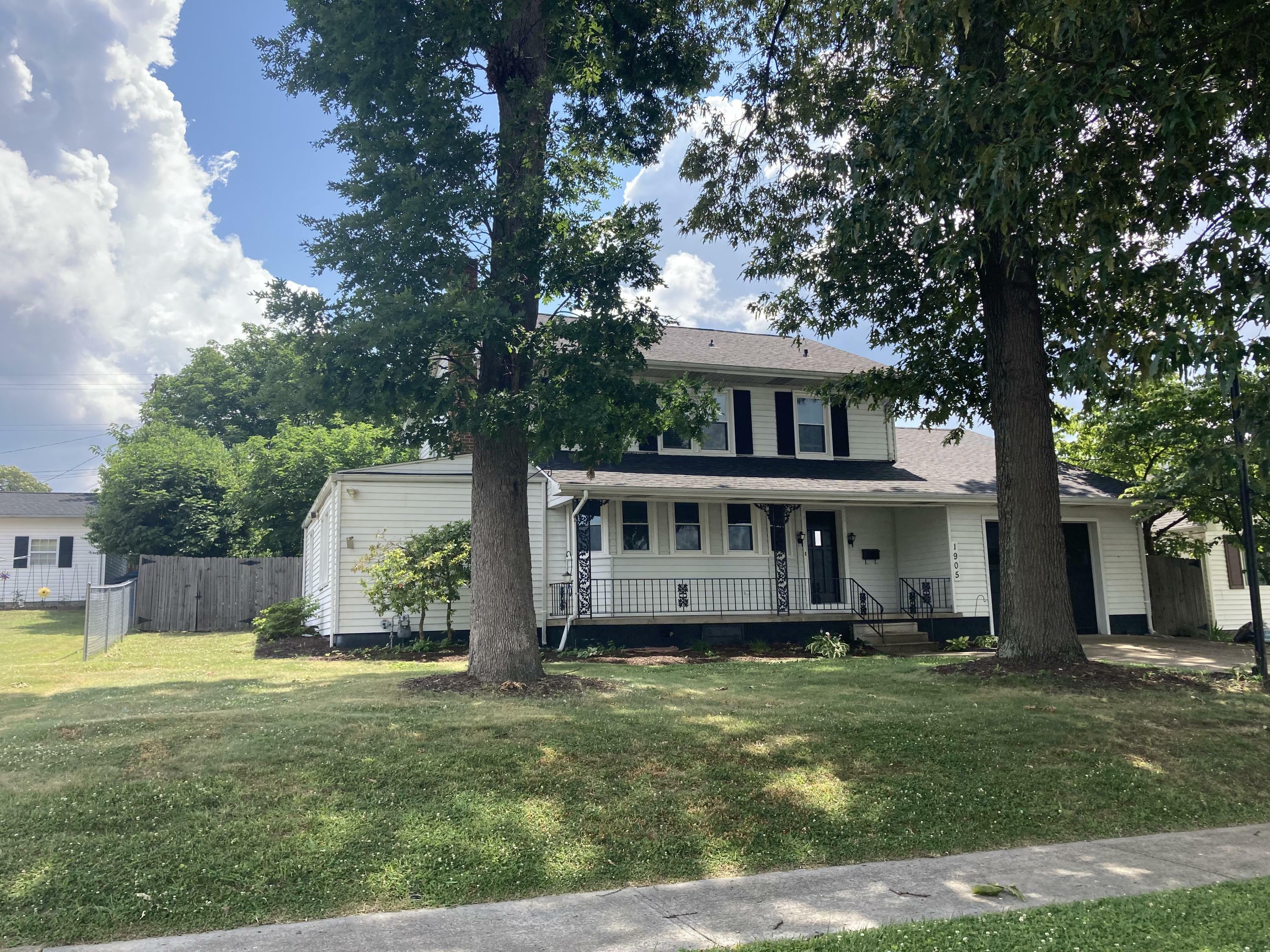 Property Photo:  1905 Oakwood Drive  TN 37664 