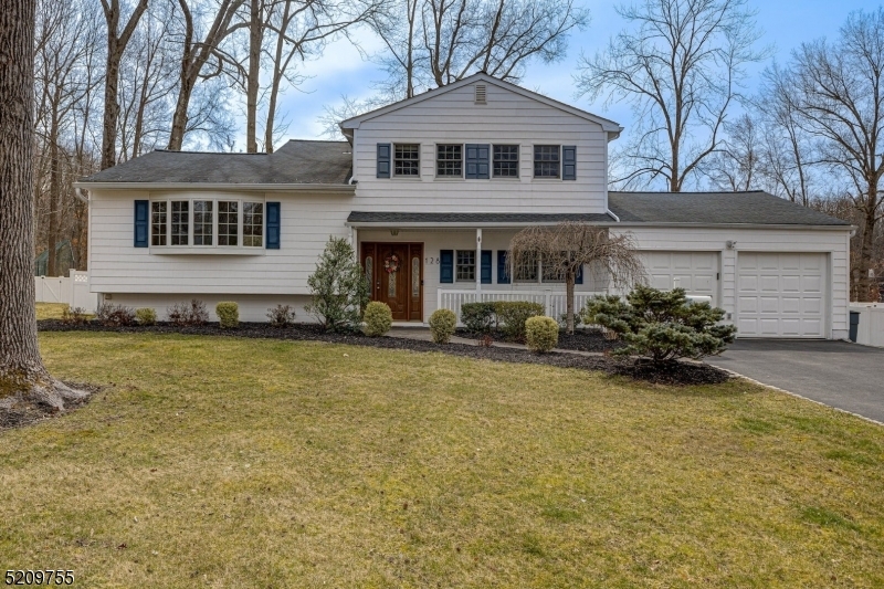 Property Photo:  128 Windsor Way  NJ 07922 