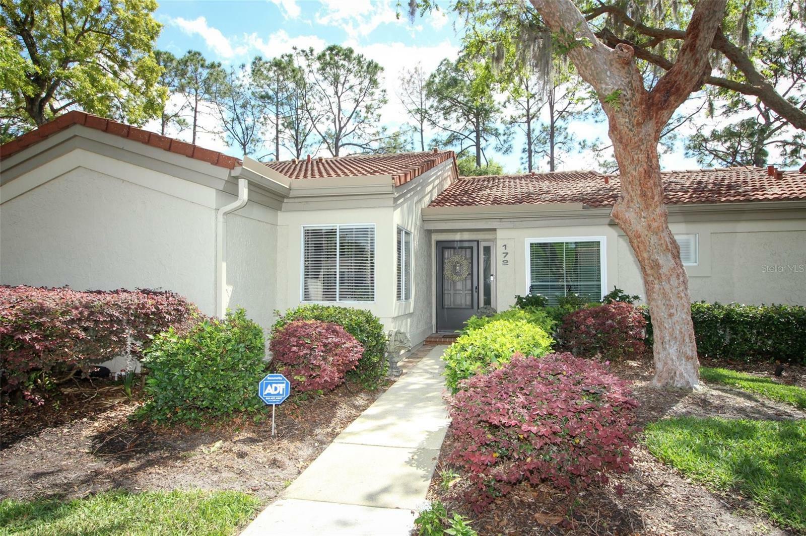 Property Photo:  172 W Sabal Palm Place 172  FL 32779 