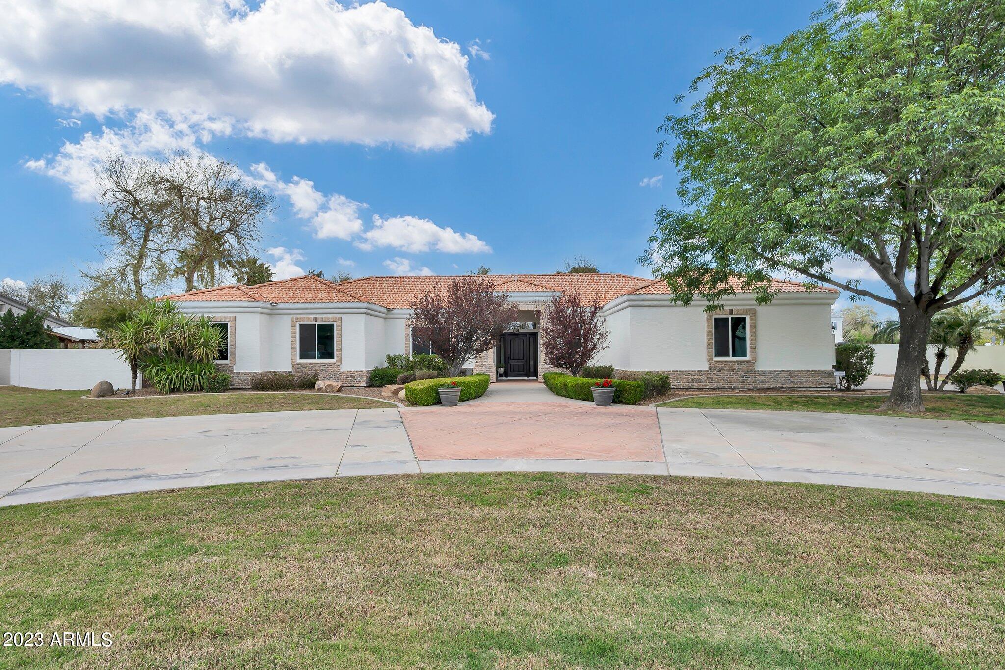 4324 E Caroline Lane  Gilbert AZ 85296 photo