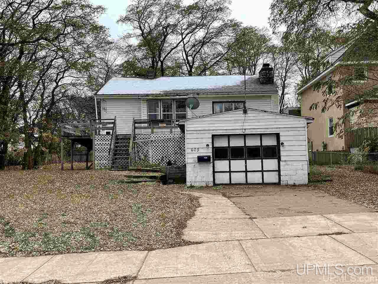 Property Photo:  605 Spring St  MI 49855 