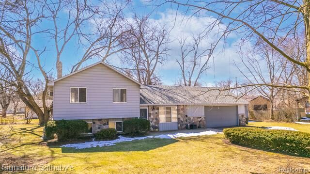 Property Photo: 2796 Jackson Boulevard MI 48356