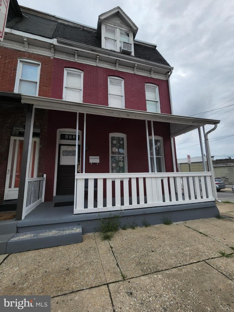 Property Photo: 403 Juniper Street PA 17401
