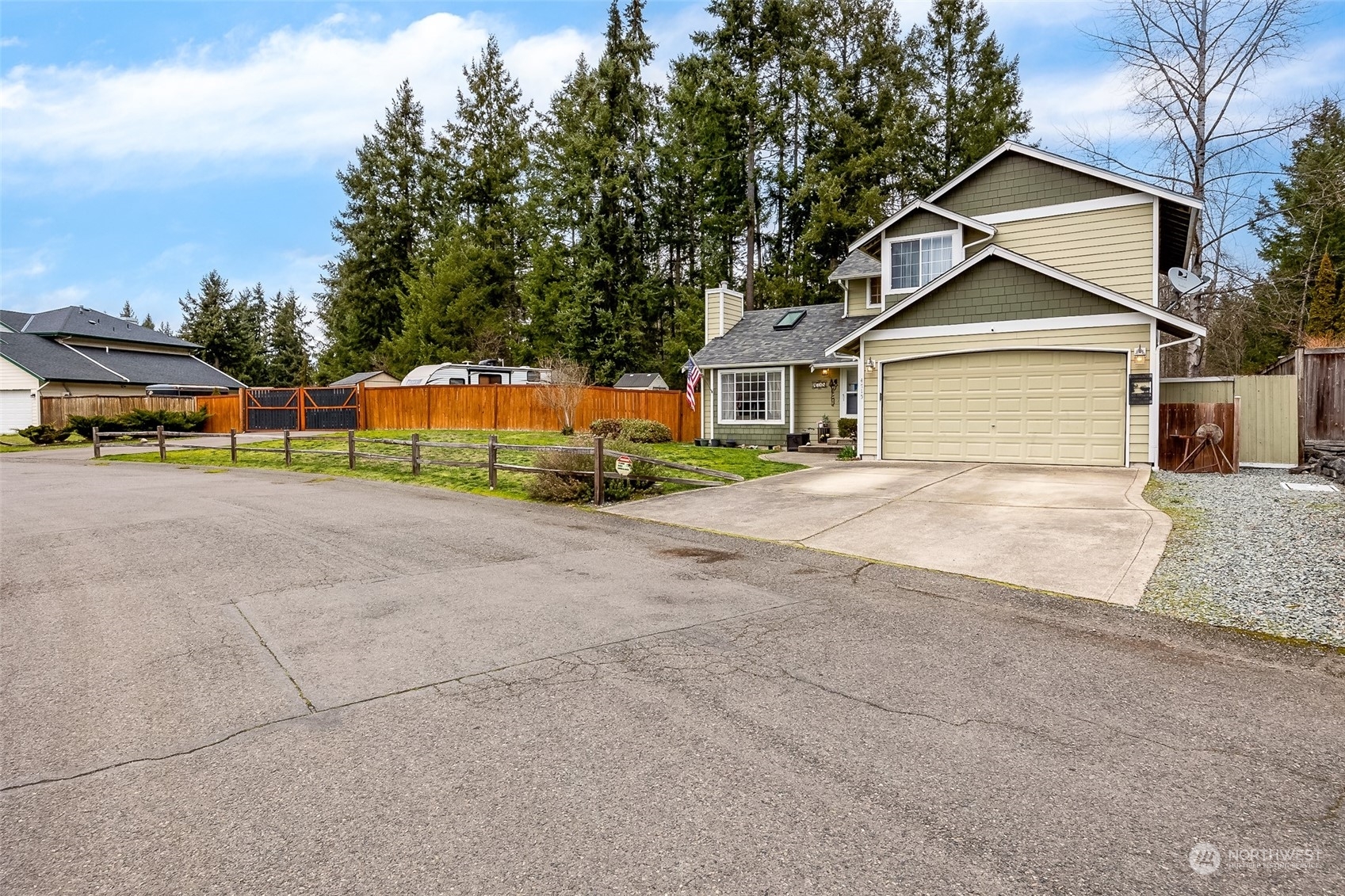 Property Photo: 4715 247th Street E WA 98338