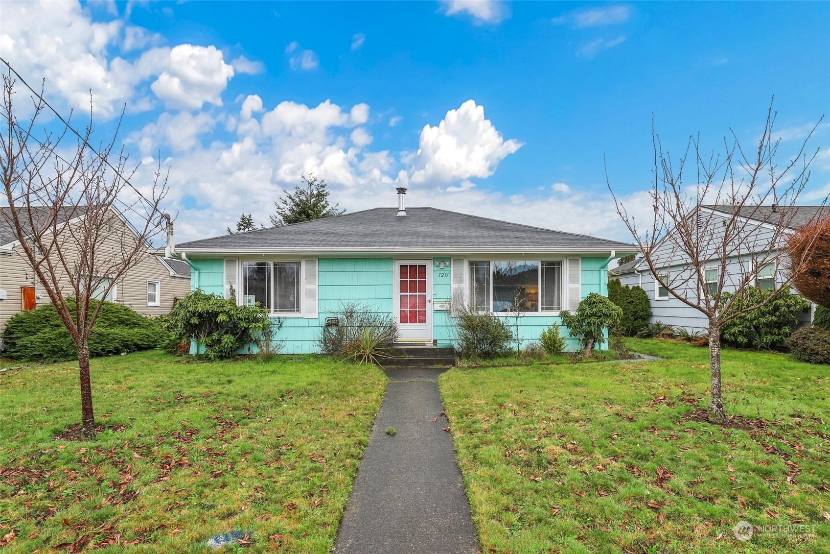 Property Photo:  7217 S Bell Street  WA 98408 