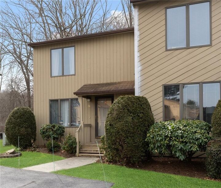 51 Kristee Cir  West Warwick RI 0293 photo