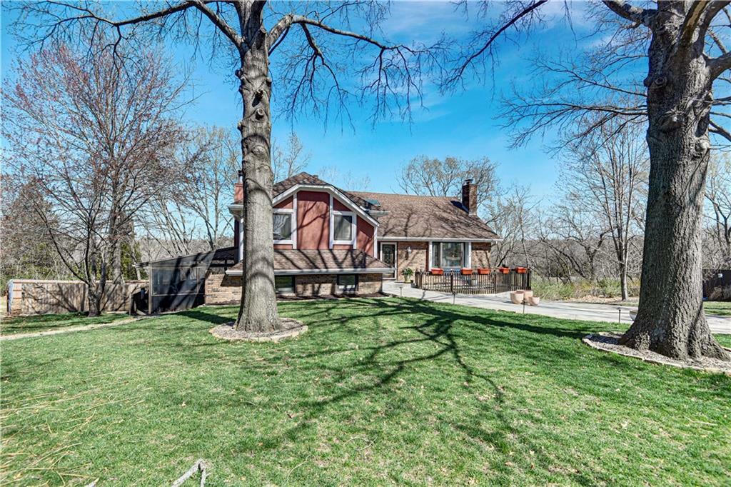 6520 Ridgeview Road  Shawnee KS 66217 photo