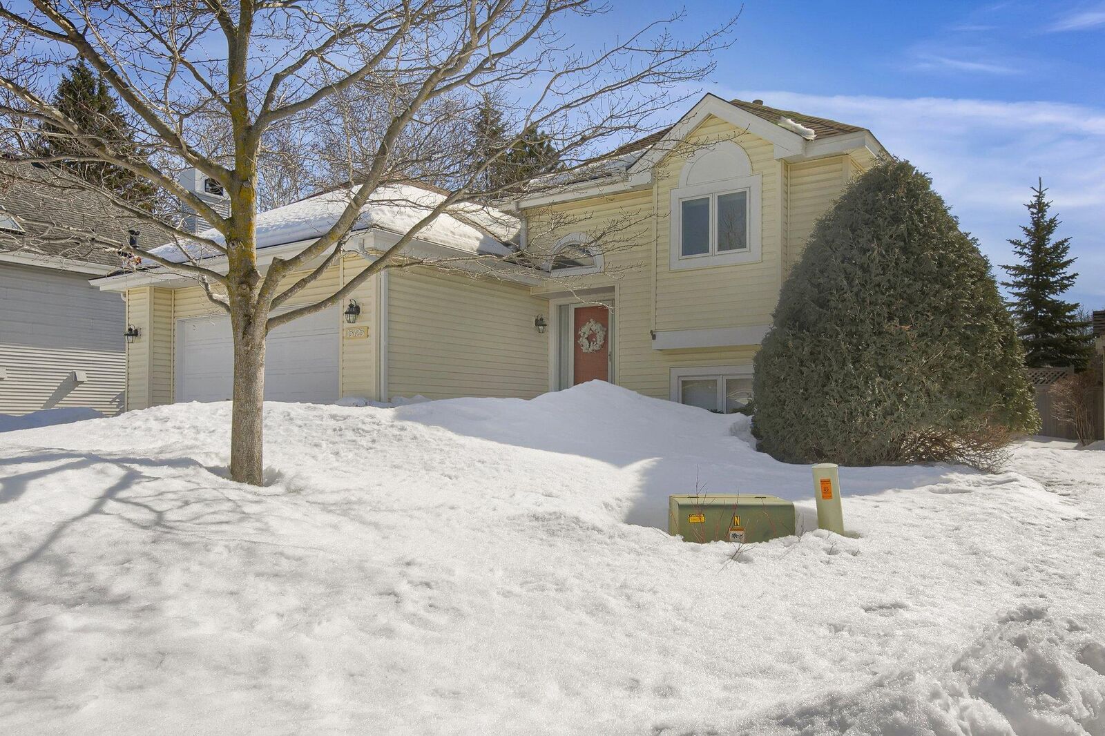 Property Photo: 15725 15th Place N MN 55447
