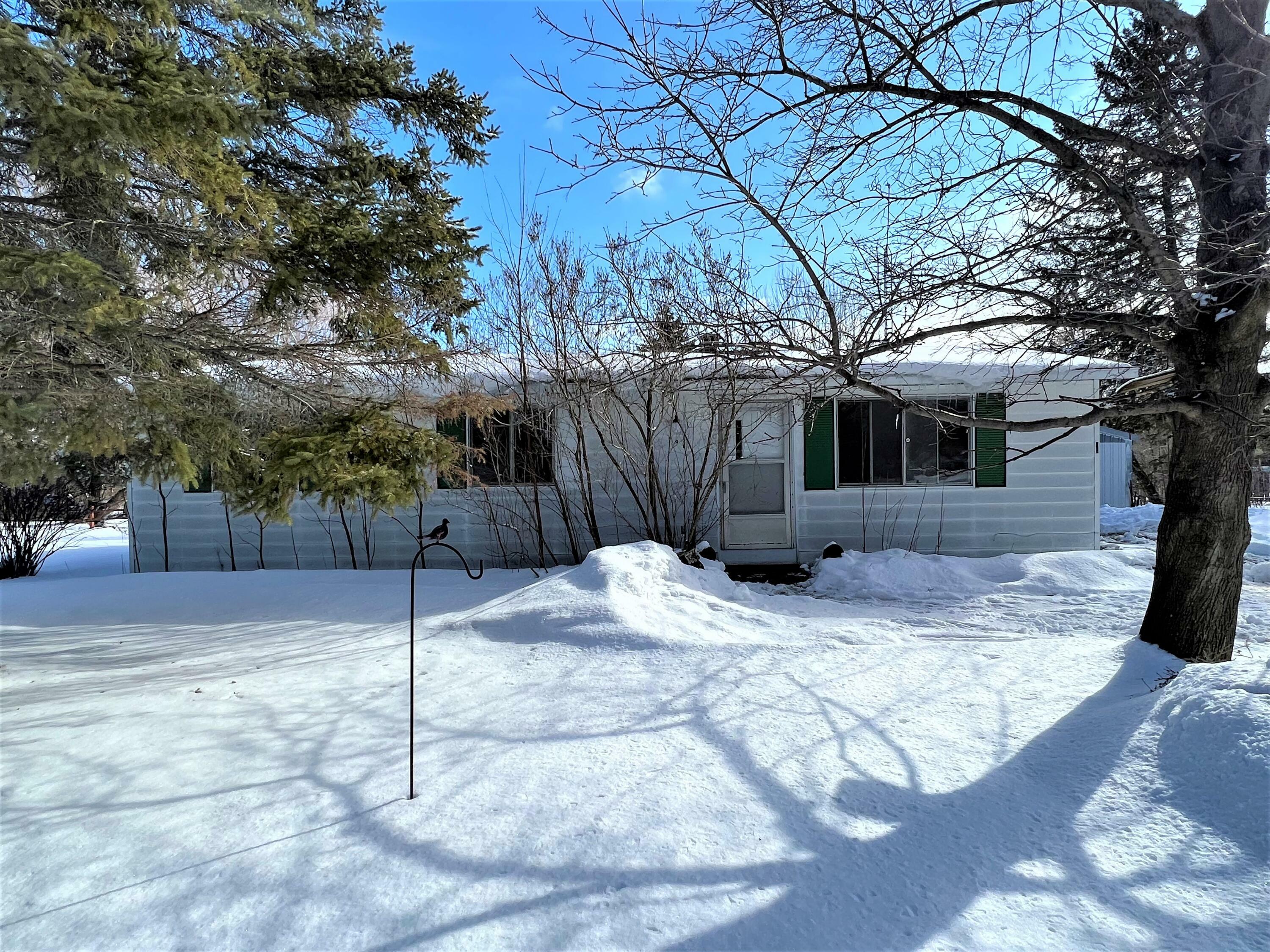 Property Photo:  491 Garfield Avenue  MI 49721 