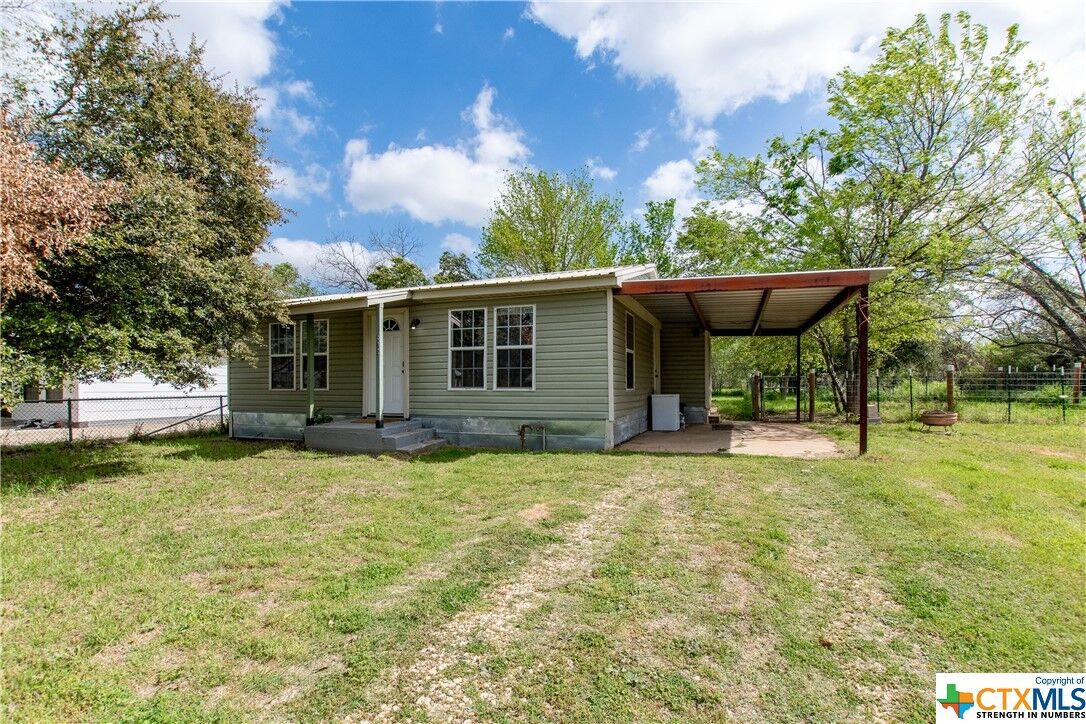 Property Photo: 302 Houston Street TX 76567