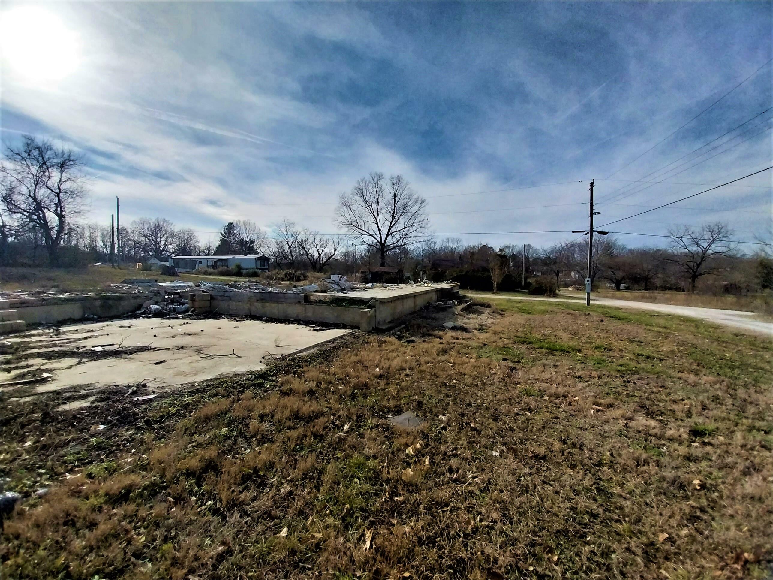 Property Photo:  302 E Brandsville Oak Street  MO 65775 