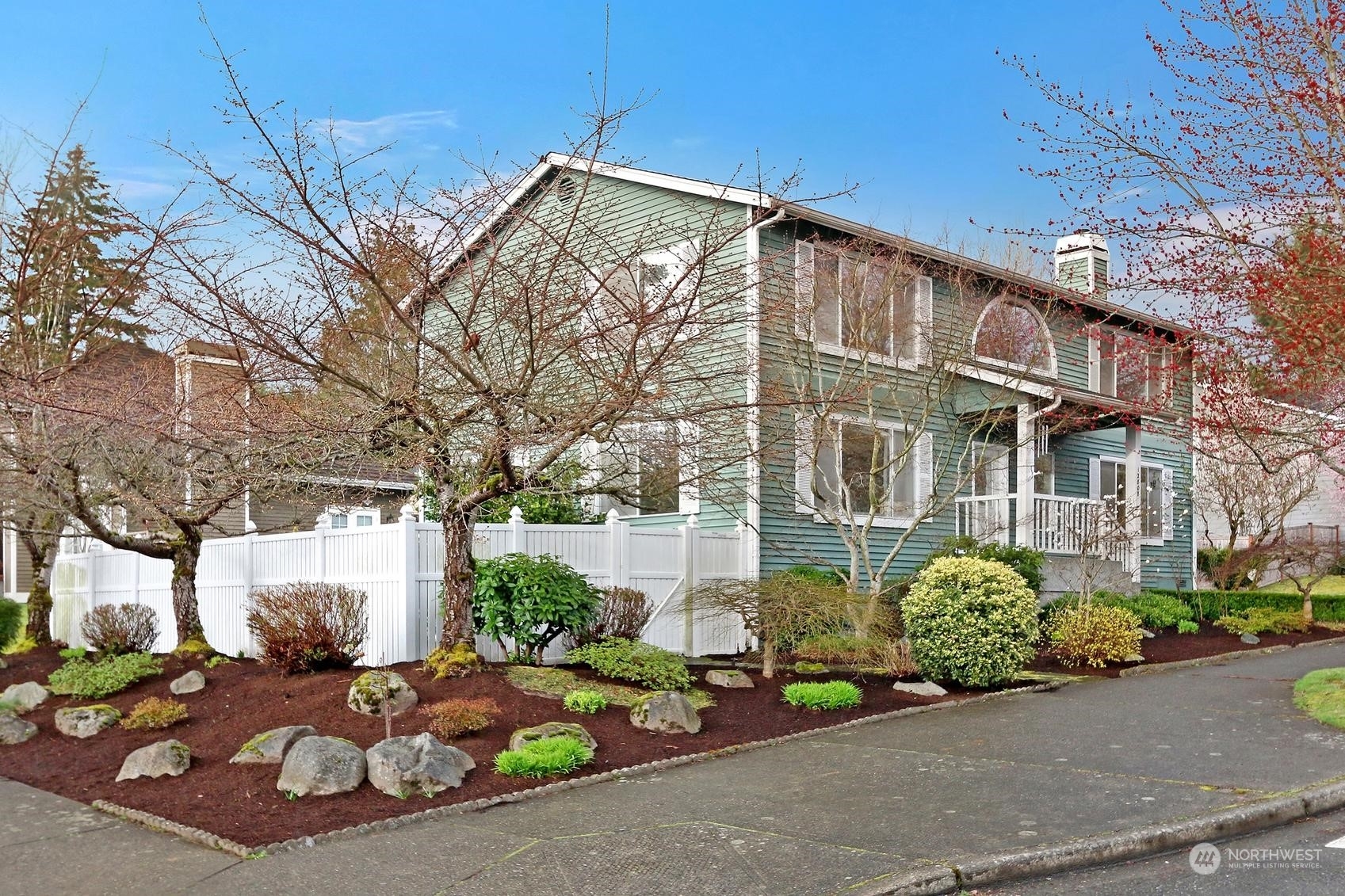 Property Photo: 12808 NE 100th Street WA 98033