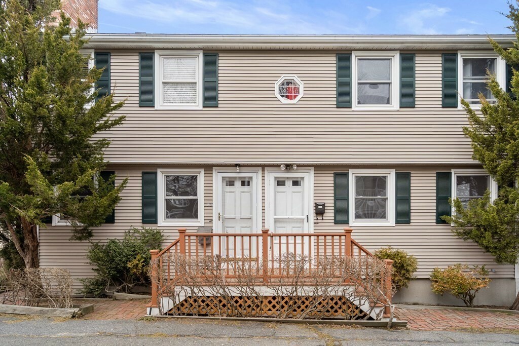 Property Photo:  106 Green St. 1  MA 01945 