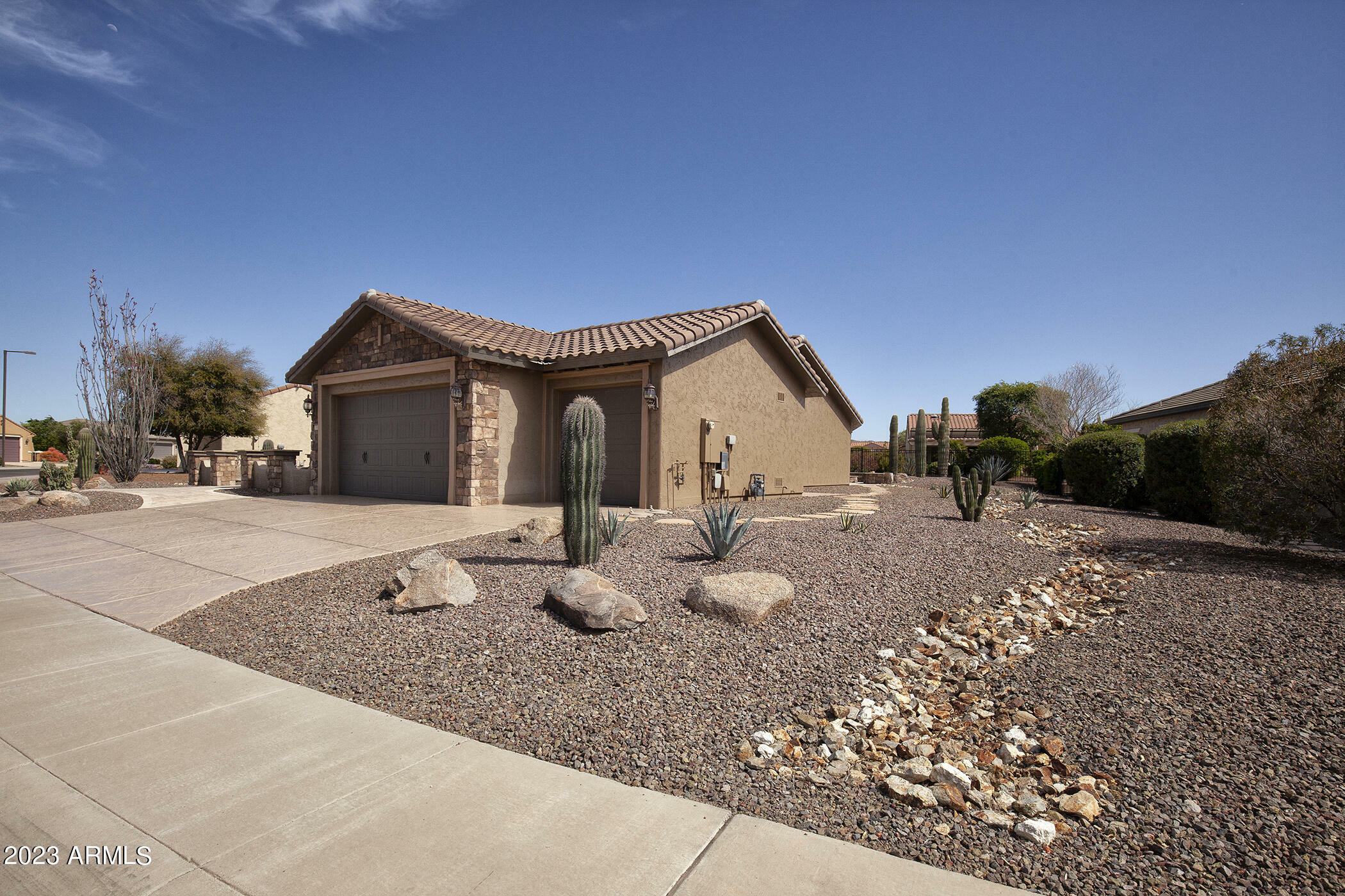 Property Photo:  27165 W Yukon Circle  AZ 85396 