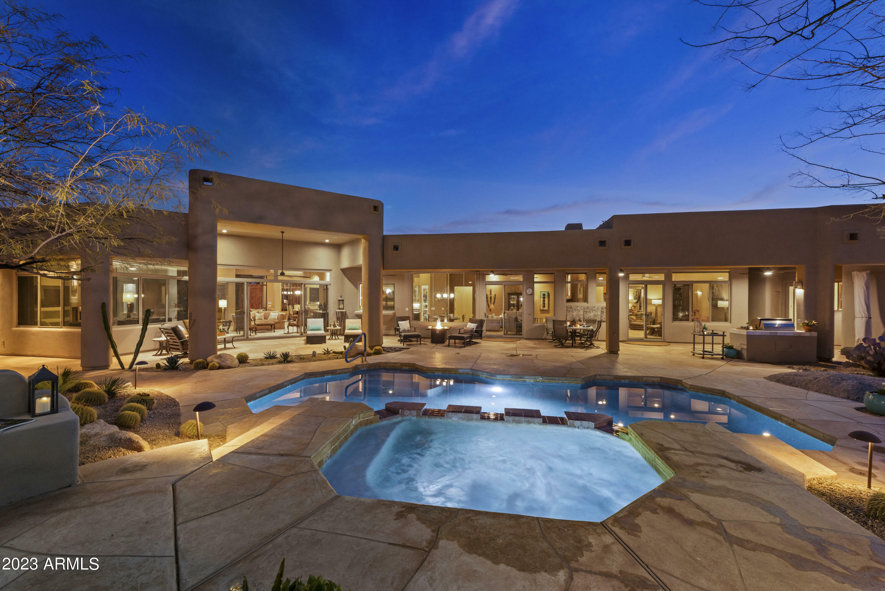 Property Photo: 8300 E Dixileta Drive 202 AZ 85266