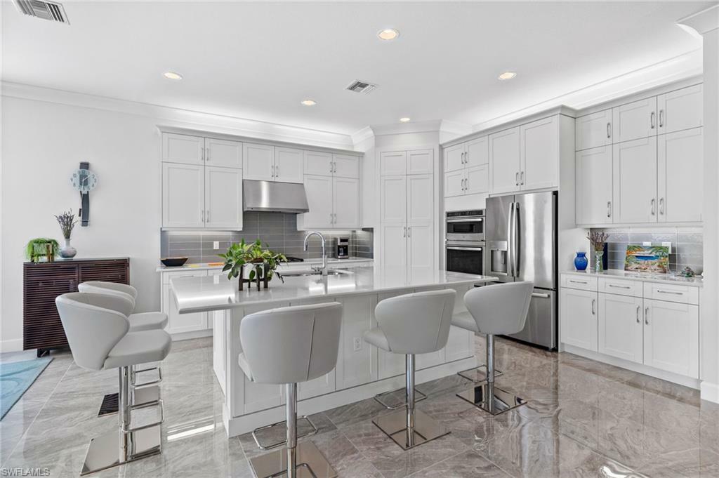 Property Photo: 28457 Capraia Dr FL 34135