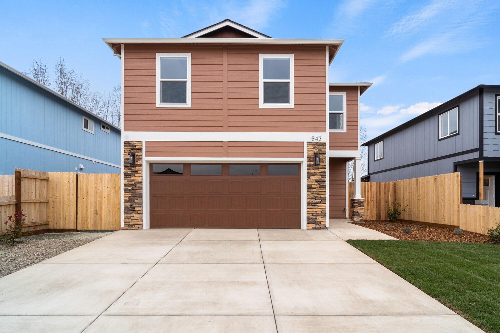 Property Photo:  543 Nicholas Lee Drive  OR 97501 