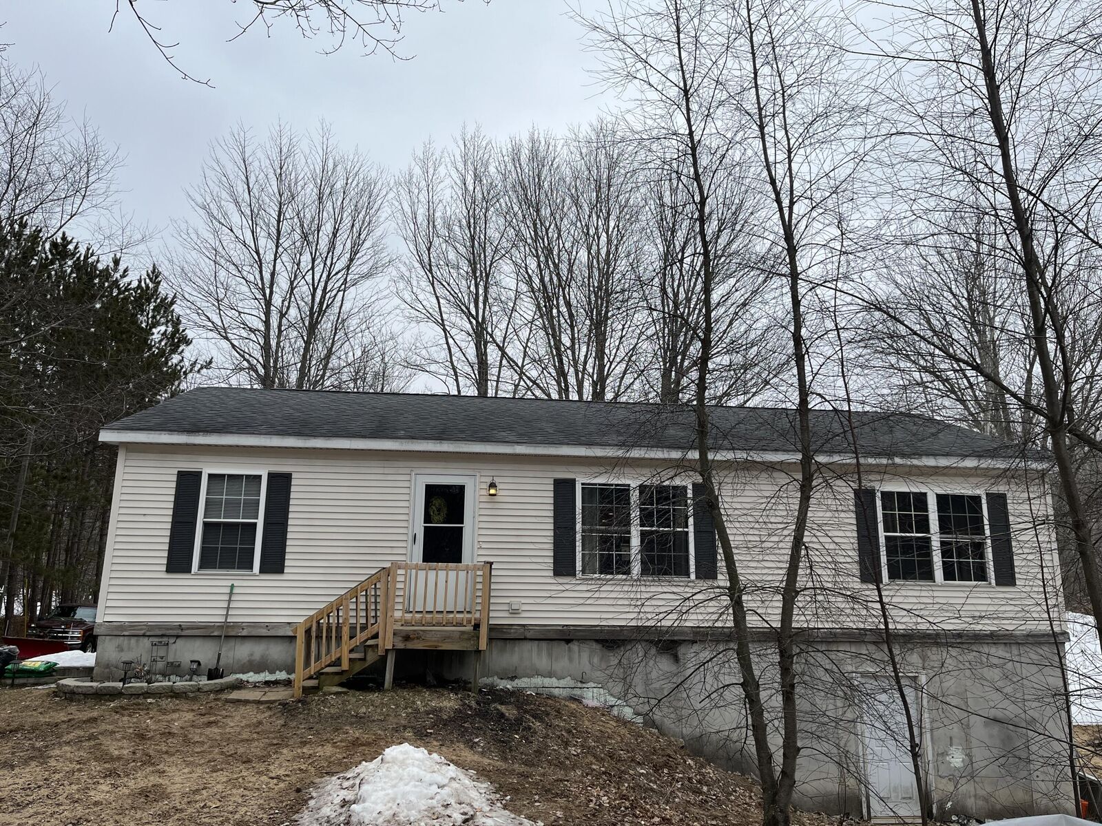 Property Photo: 6417 Whitehouse Trail MI 49795