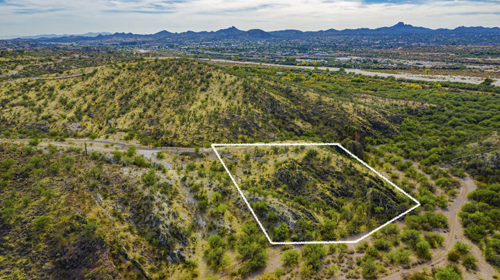 Property Photo:  Lot 30 Giana Drive Drive 30  AZ 85390 