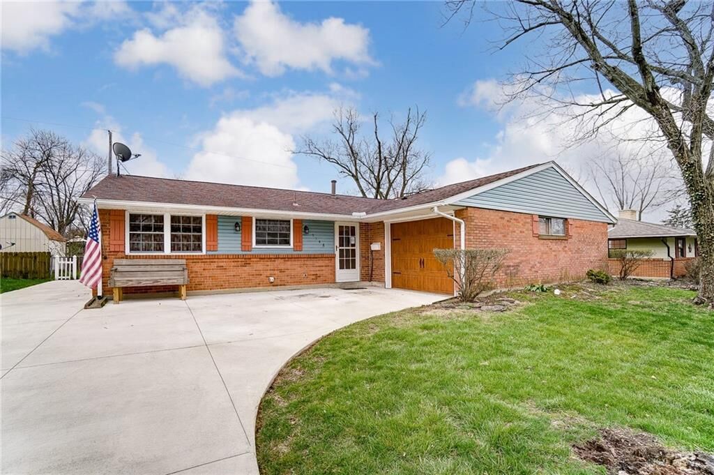 Property Photo: 5148 Tilbury Road OH 45424
