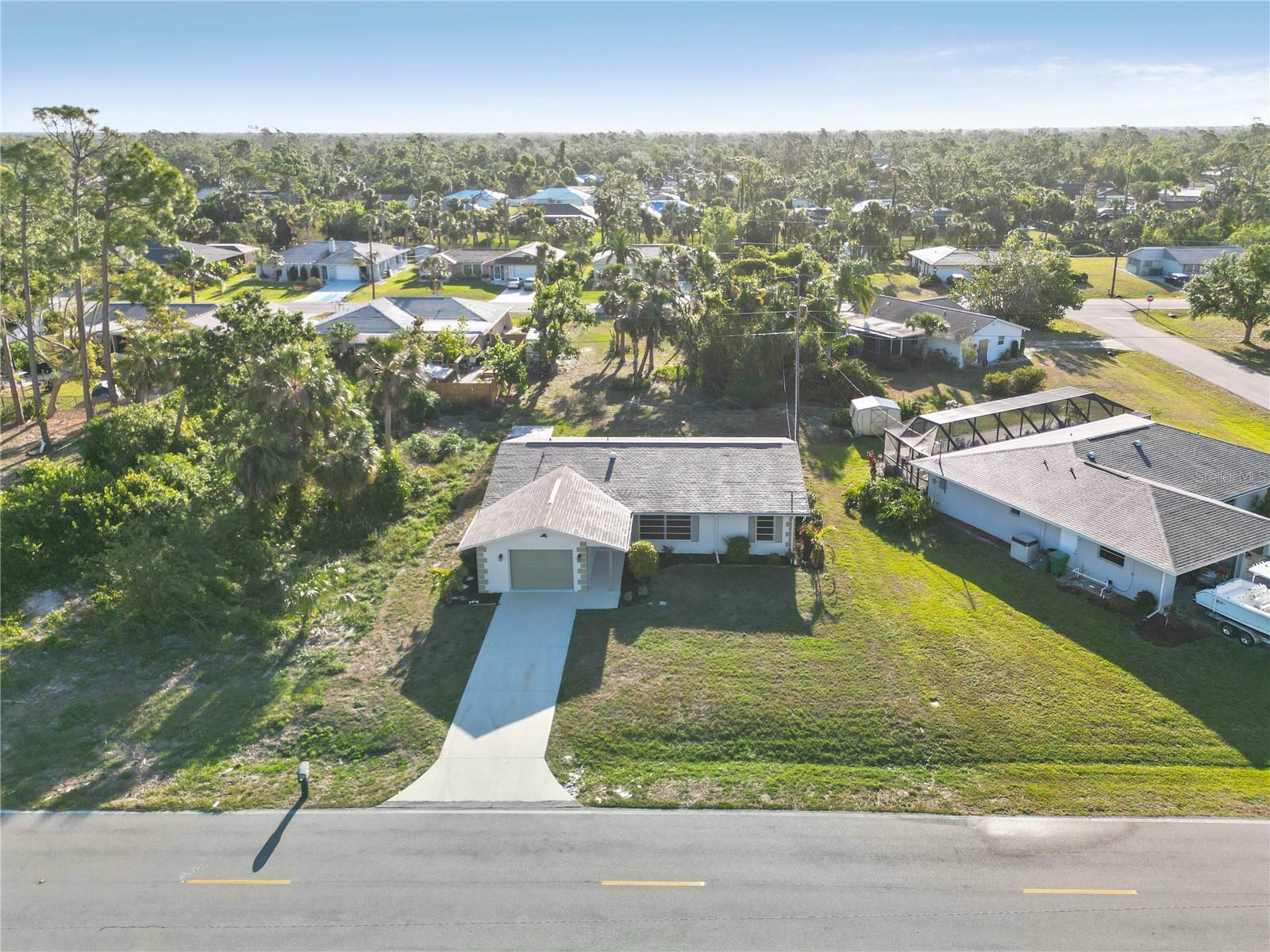 Property Photo:  1370 Viscaya Drive  FL 33952 