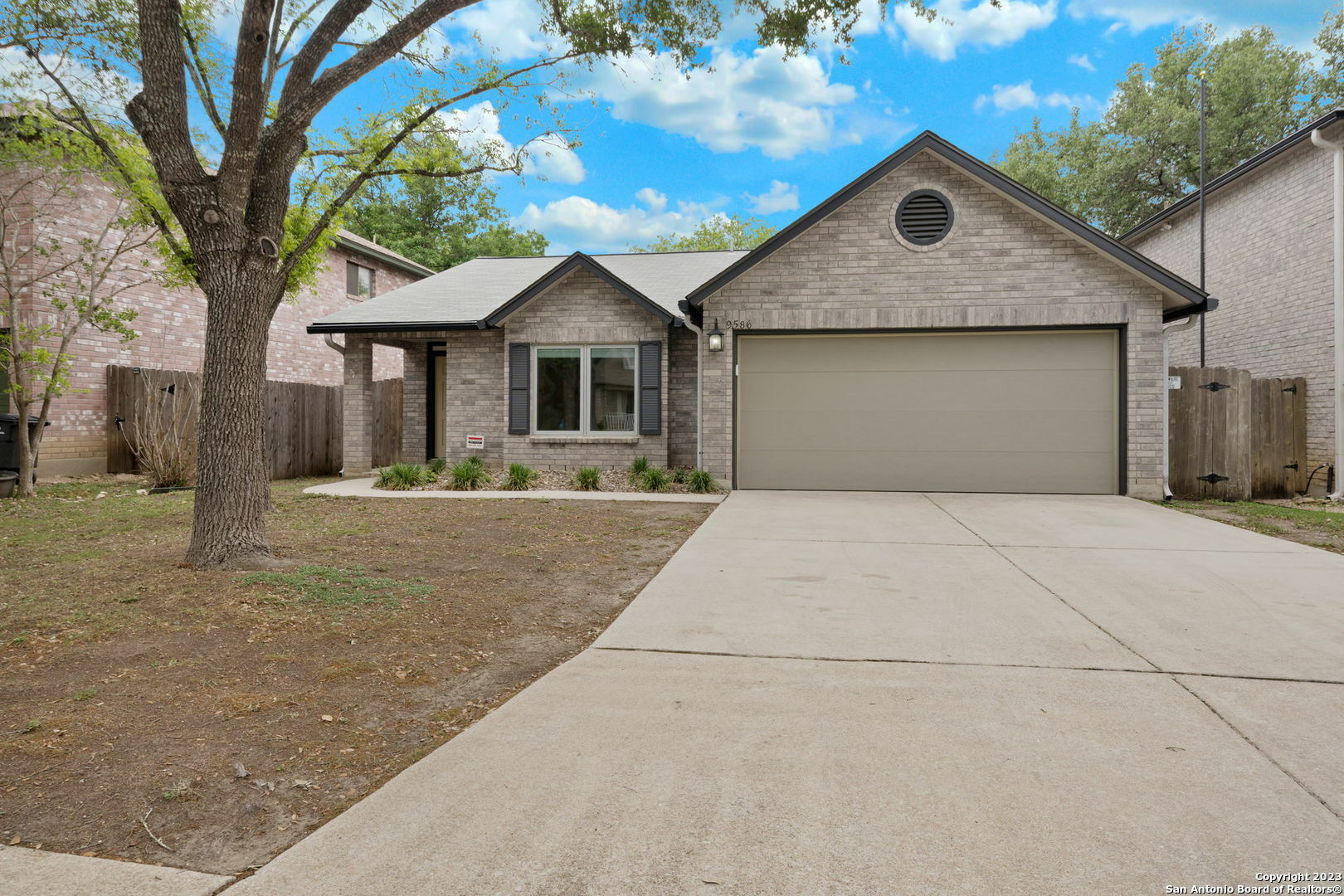 Property Photo: 9586 Cantura Crest TX 78250