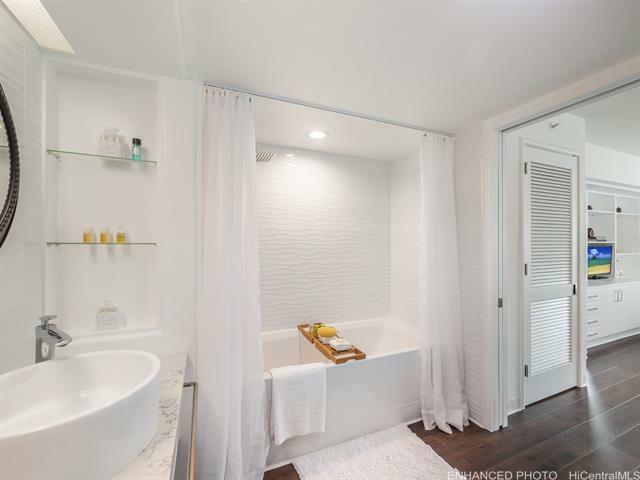 Property Photo:  88 Piikoi Street 405  HI 96814 